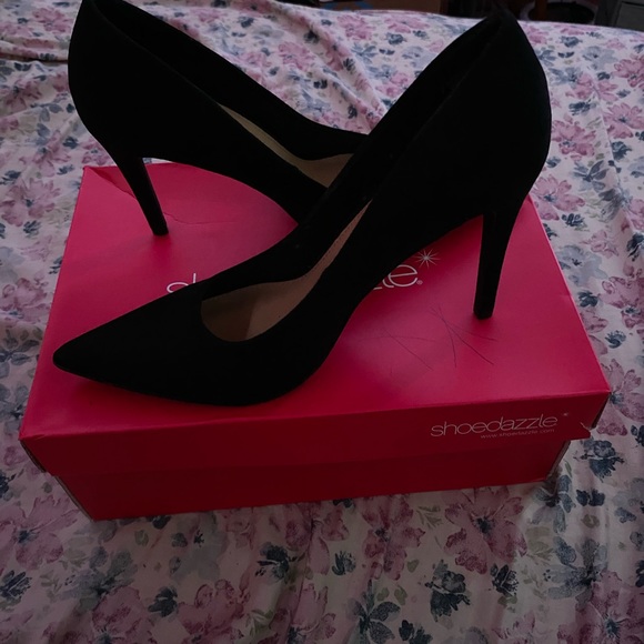 Heels - Picture 3 of 4